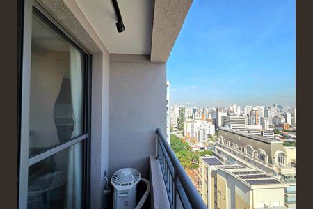 Apartamento para alugar com 25m², 1 quarto e sem vaga Apartamento para alugar com 25m², 1 quarto e sem vagaVaranda