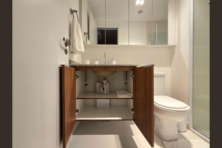Apartamento para alugar com 25m², 1 quarto e sem vaga Apartamento para alugar com 25m², 1 quarto e sem vagaBanheiro da Suíte
