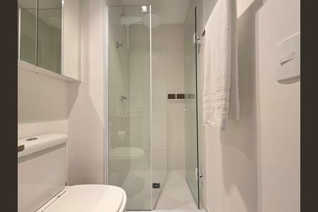 Apartamento para alugar com 25m², 1 quarto e sem vaga Apartamento para alugar com 25m², 1 quarto e sem vagaBanheiro da Suíte