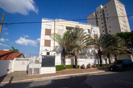 Apartamento para alugar com 70m², 2 quartos e 2 vagasFachada 