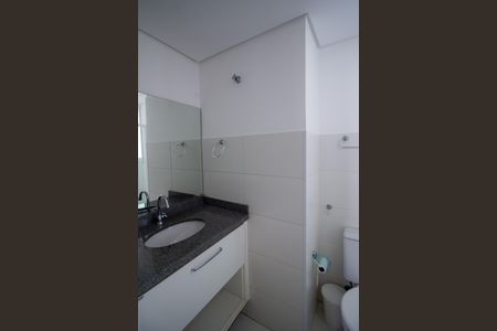 Apartamento para alugar com 70m², 2 quartos e 2 vagasBanheiro
