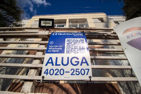 Apartamento para alugar com 70m², 2 quartos e 2 vagasFachada 