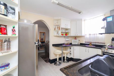 Apartamento à venda com 58m², 2 quartos e 1 vagaCozinha