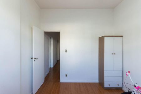 Apartamento à venda com 140m², 4 quartos e 1 vagaQuarto 2