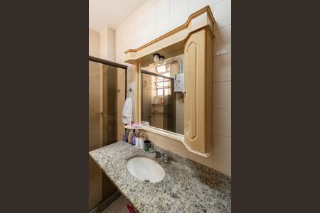 Apartamento à venda com 140m², 4 quartos e 1 vagaBanheiro 2