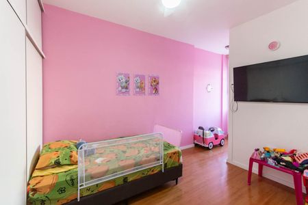 Apartamento à venda com 140m², 4 quartos e 1 vagaQuarto 3
