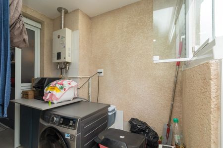 Apartamento à venda com 42m², 2 quartos e 1 vaga Apartamento à venda com 42m², 2 quartos e 1 vagaÁrea de Serviço