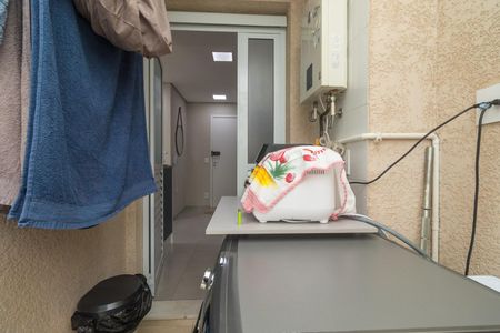Apartamento à venda com 42m², 2 quartos e 1 vaga Apartamento à venda com 42m², 2 quartos e 1 vagaÁrea de Serviço