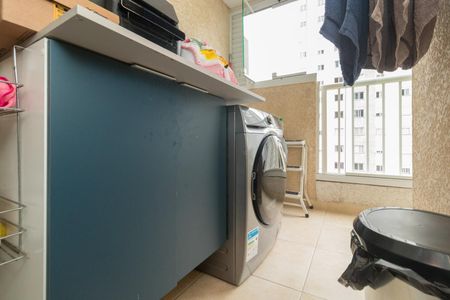 Apartamento à venda com 42m², 2 quartos e 1 vaga Apartamento à venda com 42m², 2 quartos e 1 vagaÁrea de Serviço