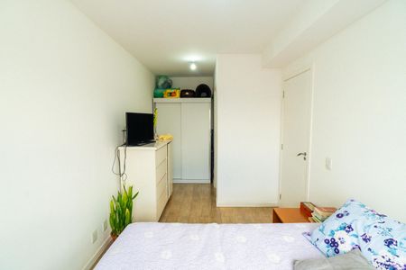 Suite de apartamento à venda com 1 quarto, 63m² em Vila Paulista, São Paulo