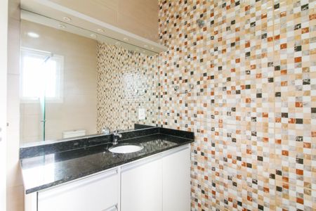 Casa para alugar com 154m², 3 quartos e 2 vagasBanheiro da Suíte