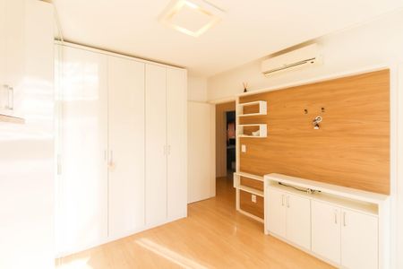 Casa para alugar com 154m², 3 quartos e 2 vagasSuíte