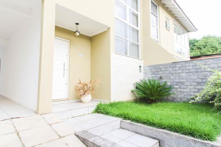 Casa para alugar com 154m², 3 quartos e 2 vagasÁrea externa