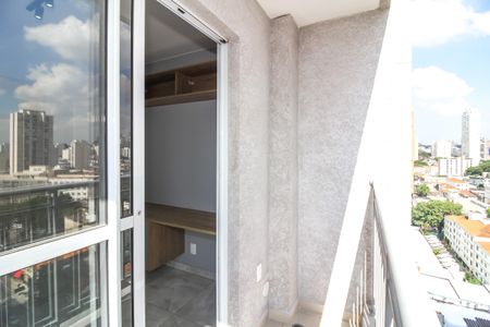 Apartamento para alugar com 28m², 1 quarto e sem vagaVaranda