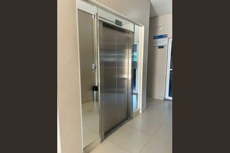 Apartamento à venda com 55m², 2 quartos e 1 vaga Apartamento à venda com 55m², 2 quartos e 1 vagaÁrea externa