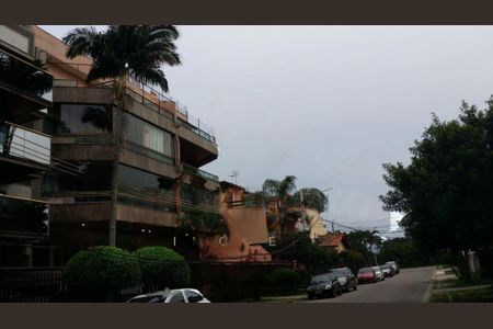 Apartamento à venda com 212m², 4 quartos e 3 vagas