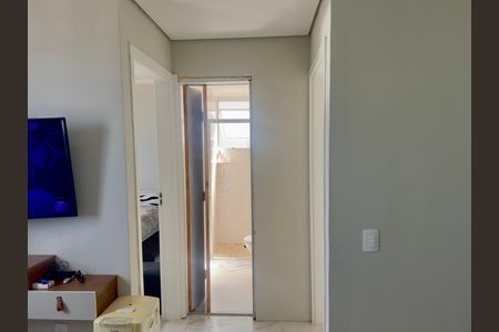 Sala de apartamento para alugar com 2 quartos, 44m² em Vila Nova Bonsucesso, Guarulhos