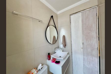 Apartamento para alugar com 44m², 2 quartos e sem vagaBanheiro
