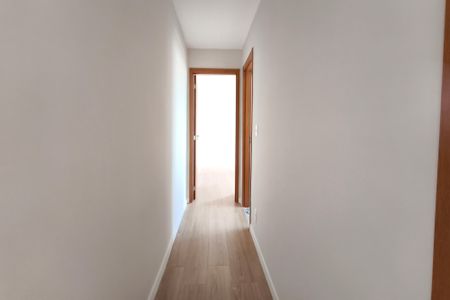 Corredor - Quartos de apartamento para alugar com 2 quartos, 46m² em Jardim Nova Europa, Campinas