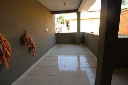 Casa à venda com 3 quartos, 223m² em Vila Linda, Santo André