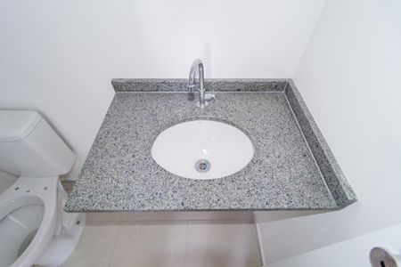 Apartamento para alugar com 50m², 2 quartos e 1 vaga Apartamento para alugar com 50m², 2 quartos e 1 vagaDetalhe Banheiro - Social