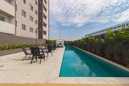 Apartamento para alugar com 50m², 2 quartos e 1 vaga Apartamento para alugar com 50m², 2 quartos e 1 vagaPiscina