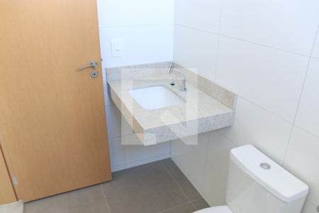Banheiro de apartamento para alugar com 1 quarto, 70m² em Setor Marista, Goiânia
