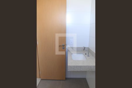 Banheiro de apartamento para alugar com 1 quarto, 70m² em Setor Marista, Goiânia