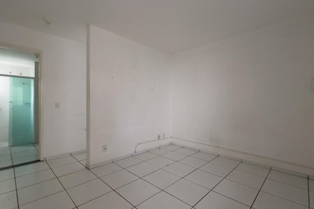 Sala de apartamento para alugar com 2 quartos, 60m² em Jardim Guilhermino, Guarulhos