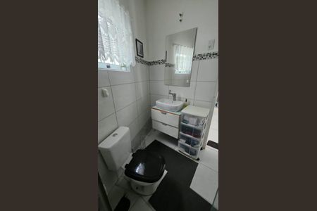 Casa à venda com 150m², 2 quartos e 6 vagasBanheiro