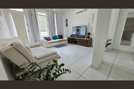 Sala  de casa à venda com 2 quartos, 150m² em Jardim Chapadão, Campinas