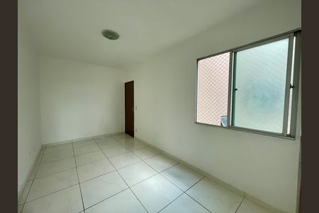 Sala de apartamento à venda com 2 quartos, 55m² em Santa Cruz, Belo Horizonte