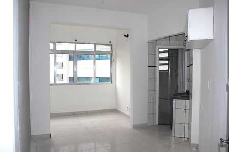 Sala - Dormitório de kitnet/studio para alugar com 1 quarto, 26m² em Bela Vista, São Paulo