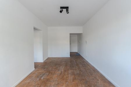 Apartamento à venda com 66m², 2 quartos e 1 vagaSala