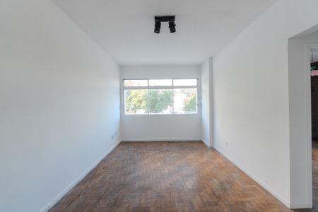 Apartamento à venda com 66m², 2 quartos e 1 vagaSala