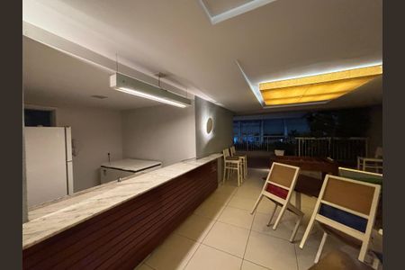 Apartamento para alugar com 95m², 3 quartos e 1 vagaÁrea comum - salão de festas