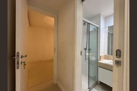 Apartamento para alugar com 95m², 3 quartos e 1 vagaBanheiro social 1