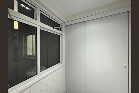 Apartamento para alugar com 95m², 3 quartos e 1 vagaÁrea de serviço