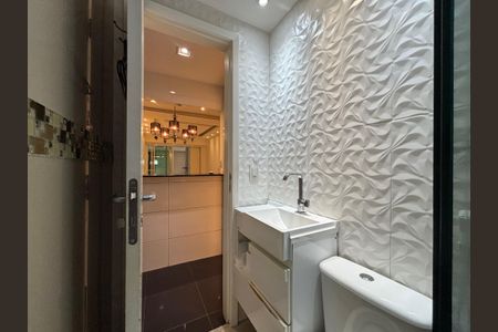 Apartamento para alugar com 95m², 3 quartos e 1 vagaBanheiro social 2