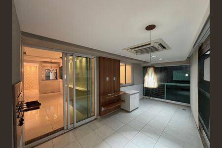 Apartamento para alugar com 95m², 3 quartos e 1 vagaVaranda da sala