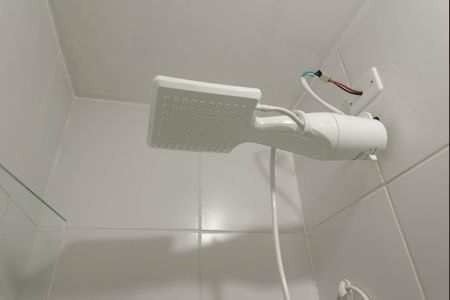 Banheiro de apartamento para alugar com 2 quartos, 32m² em Jardim Caravelas, São Paulo
