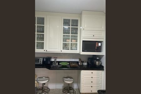 Apartamento à venda com 208m², 4 quartos e 3 vagas