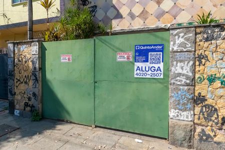 Studio para alugar com 60m², 0 quarto e 1 vaga Studio para alugar com 60m², 0 quarto e 1 vagaFachada