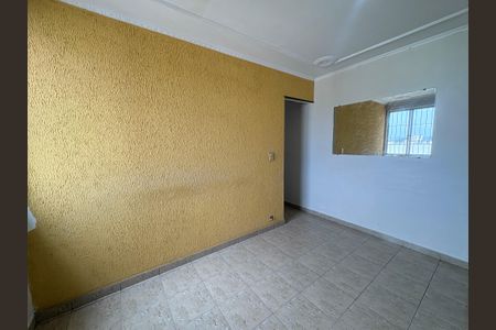 Apartamento à venda com 3 quartos, 77m² em Jardim Santa Josefina, São Paulo