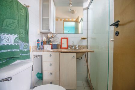 Apartamento para alugar com 64m², 2 quartos e 1 vagaBanheiro
