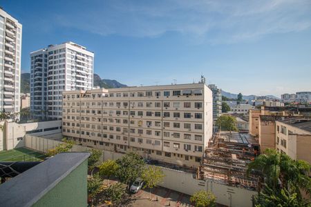 Apartamento para alugar com 64m², 2 quartos e 1 vagaCozinha e Área de Serviço Vista