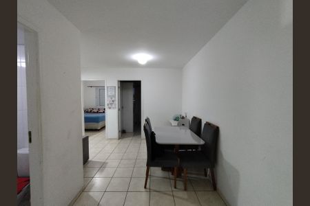 Sala  de apartamento para alugar com 2 quartos, 52m² em Parque Fongaro, São Paulo