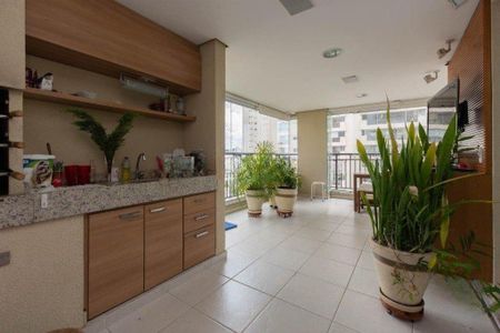 Apartamento à venda com 223m², 4 quartos e 4 vagas