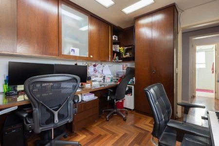 Apartamento à venda com 223m², 4 quartos e 4 vagas