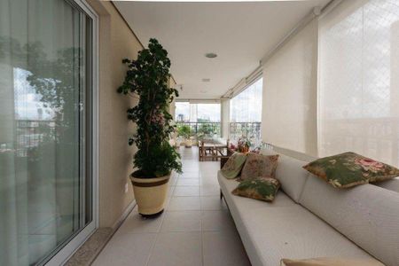 Apartamento à venda com 223m², 4 quartos e 4 vagas
